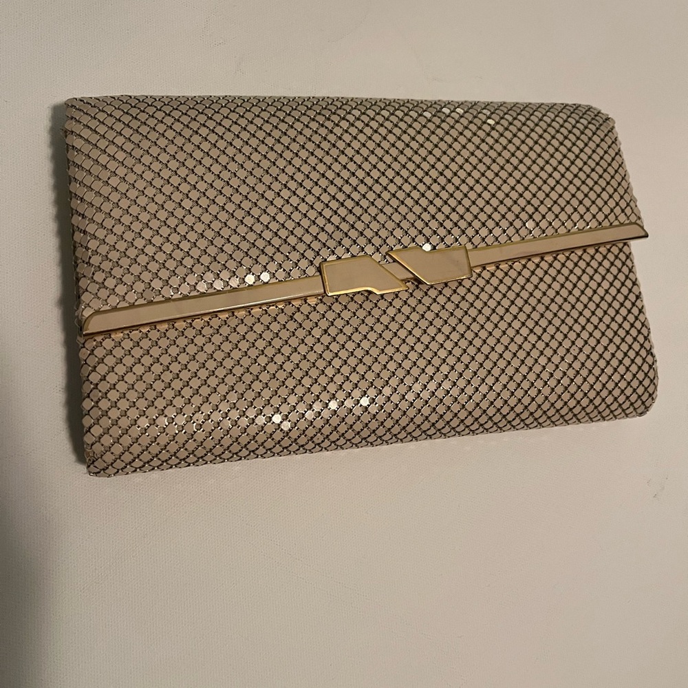 1960’s Whiting & Davis White Metal Mesh Handbag